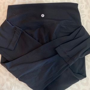Lululemon leggings size 6 #lululemon #black #lulu #Athletic #cute